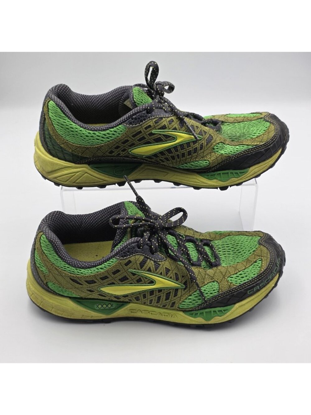 Brooks Cascadia 7 Shoes Mens 7.5 Green Trail Running Sneakers Hiking Retro